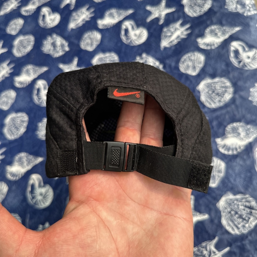 Vintage Y2K Nike Tailwind Hat Black Embroidered Swoosh Mesh 7 Panel Strap Back - Picture 4 of 7